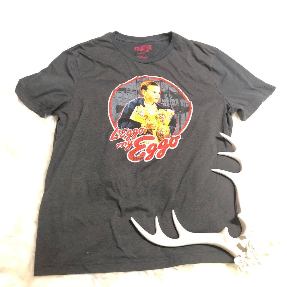Stranger Things Tee Shirt Grey Leggo my Eggo Sz XL
